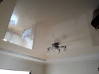 Глянцева натяжна стеля в1, фото